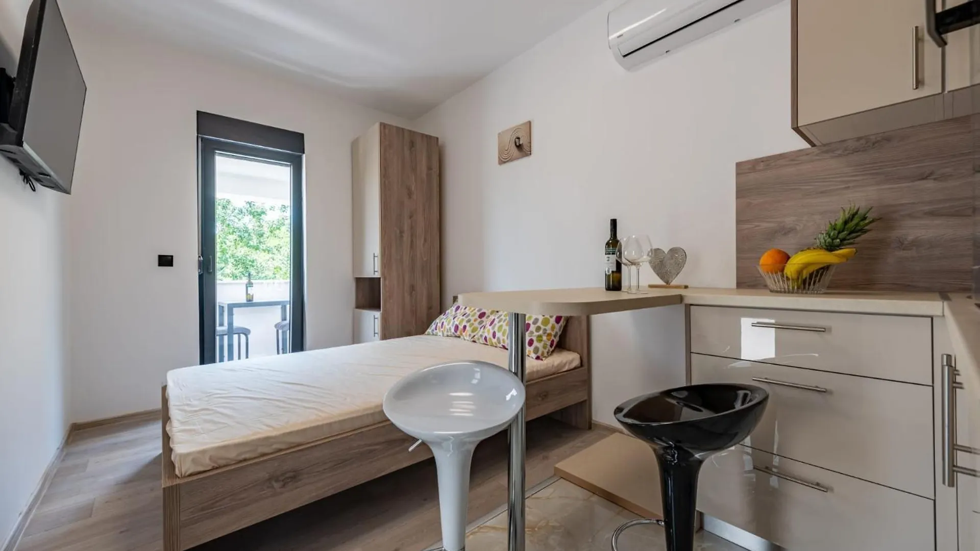 Apartments With A Parking Space Pag - 22609 Pag Town
